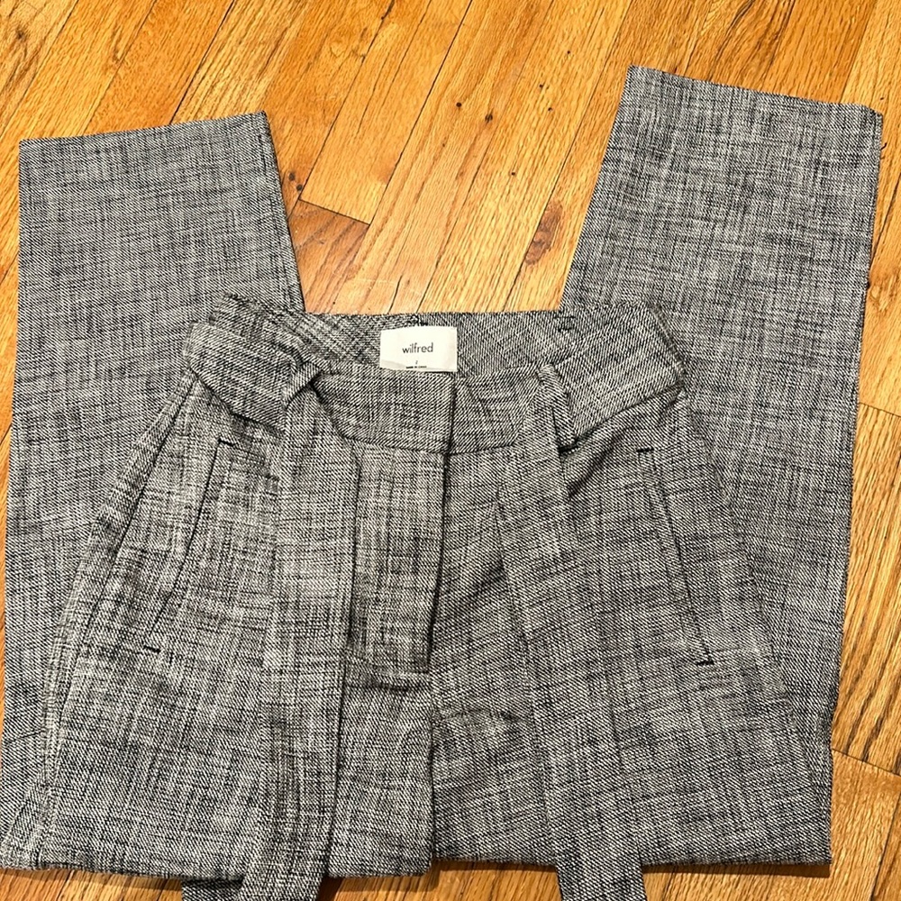 New without tags Aritzia tweed pants